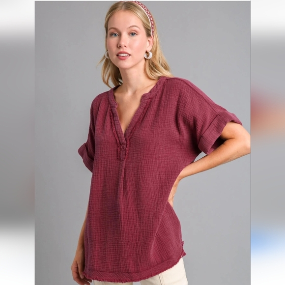Umgee Mineral Wash Gauze Tunic Top V Neck Wine Red Size L Short Sleeve - Picture 1 of 6